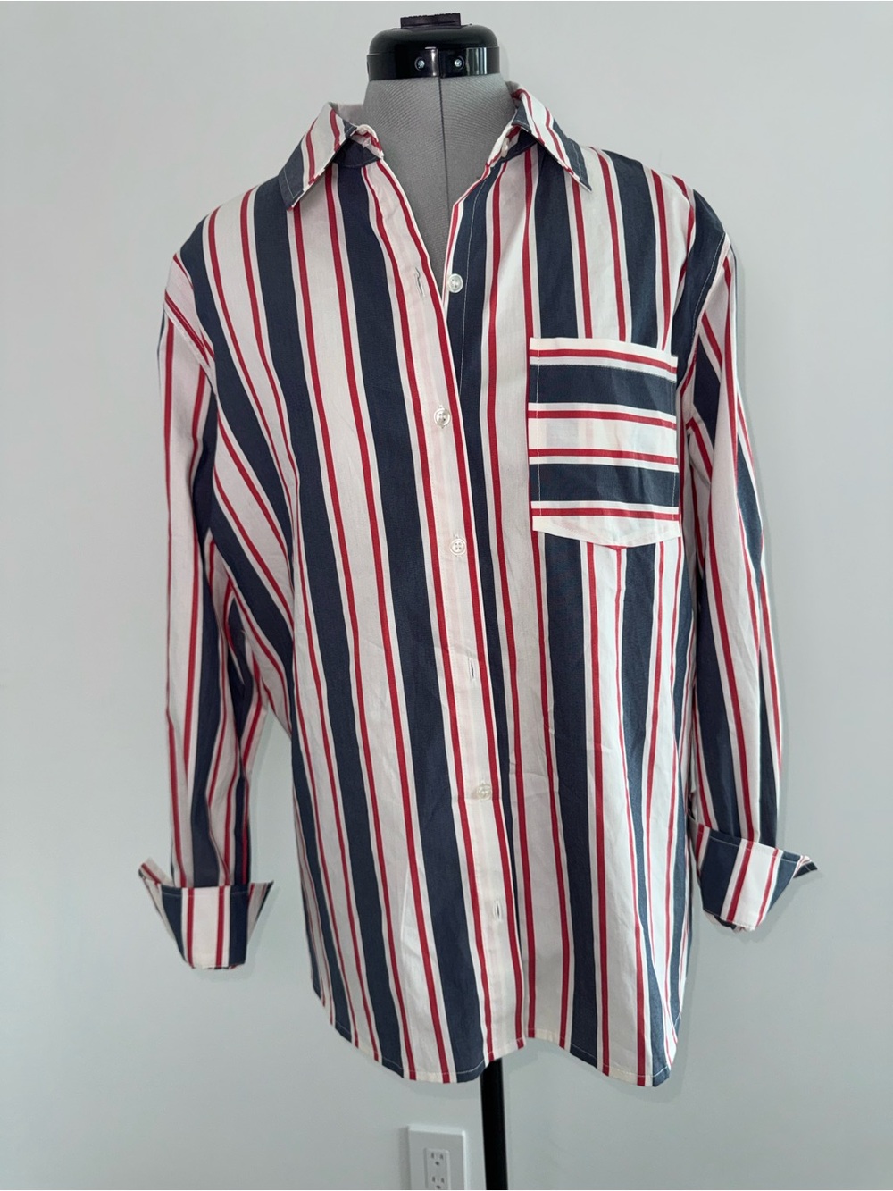 SOLID & STRIPED White Navy and Red Vertical Stripe Button-Down Shirt
